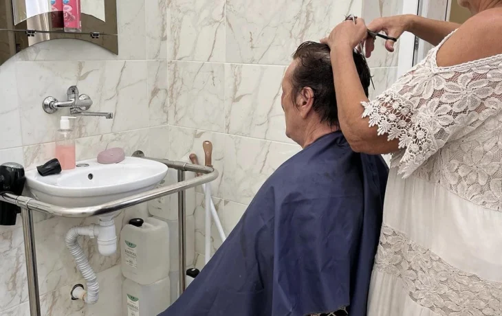 Спілка захисту громадянських свобод продовжує надавати безоплатні перукарські послуги для мешканців Калуської громади Спілка захисту громадянських свобод продовжує надавати безоплатні перукарські послуги для мешканців Калуської громади